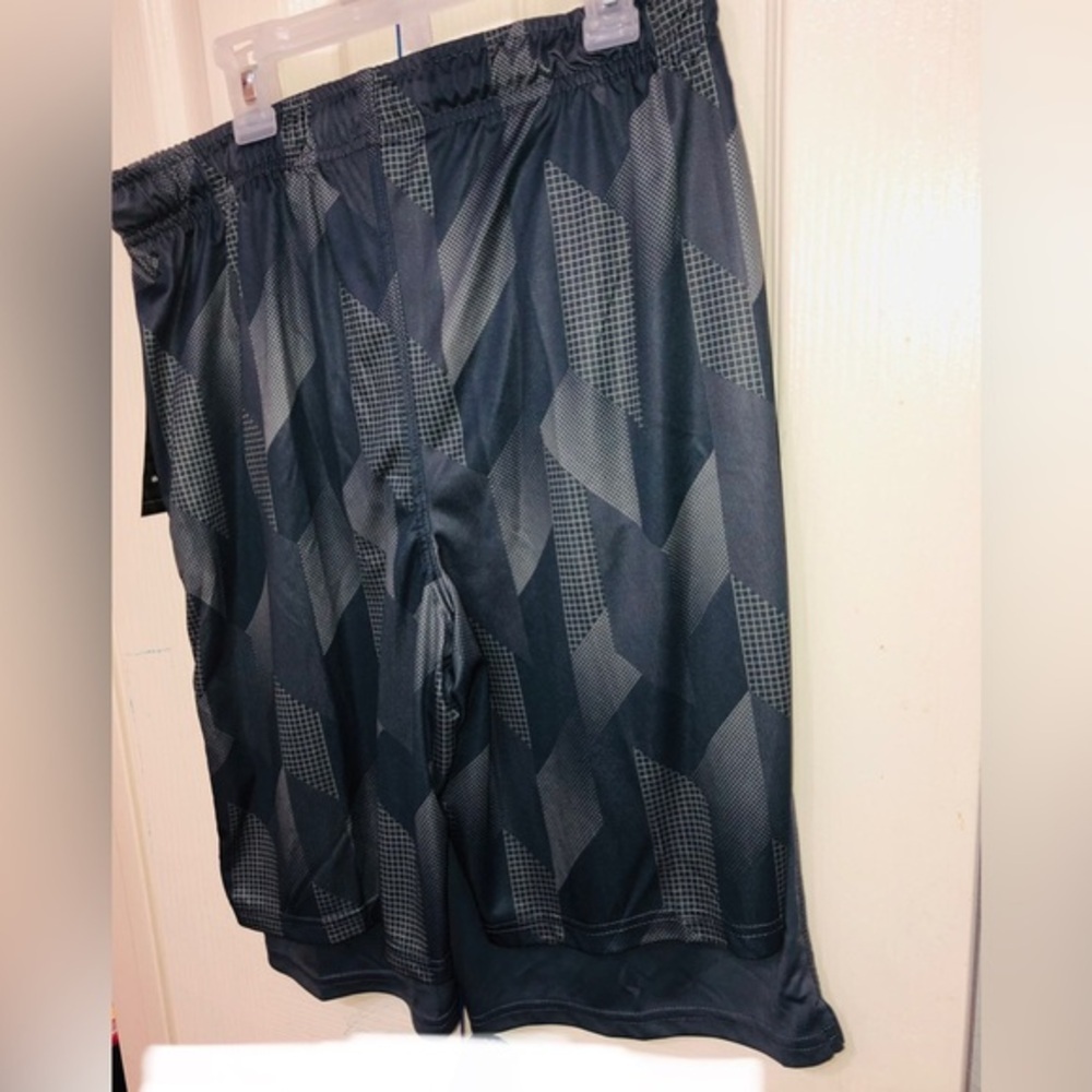 2pk Boys dri fit moisture wicking black & green multi shorts size 6/7 new